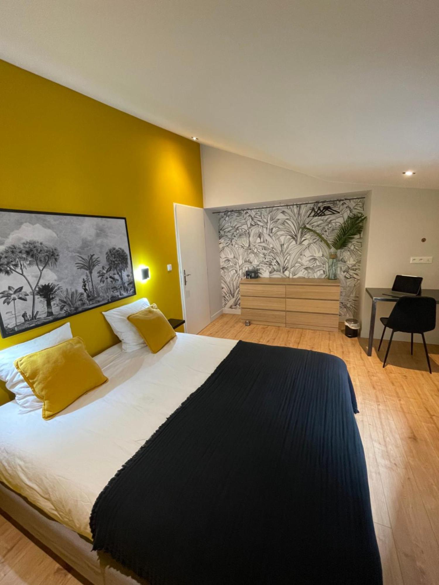 L Original - Travelhome - Free Wifi - 6 Travelers Villefranche-sur-Saone Bagian luar foto