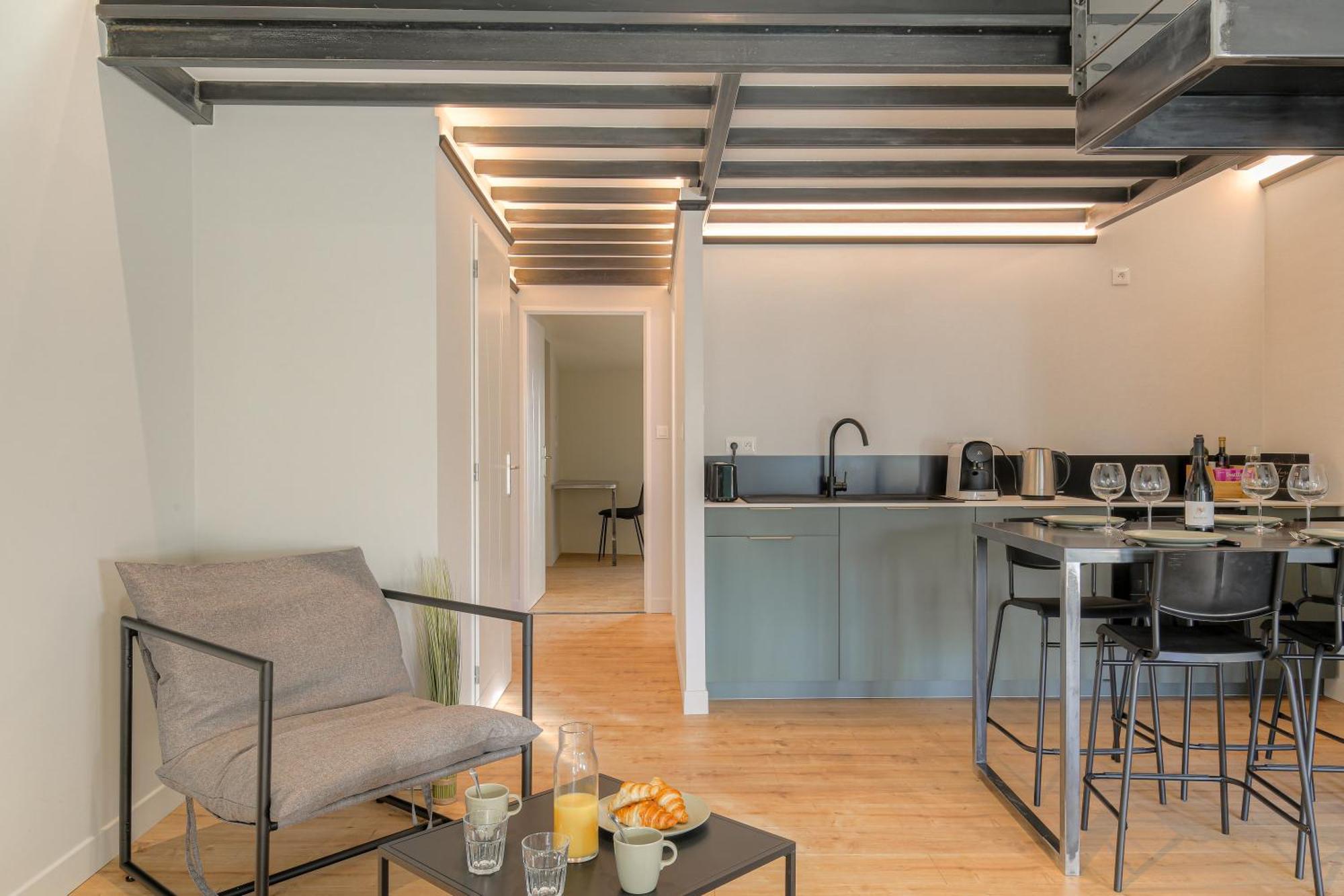 L Original - Travelhome - Free Wifi - 6 Travelers Villefranche-sur-Saone Bagian luar foto