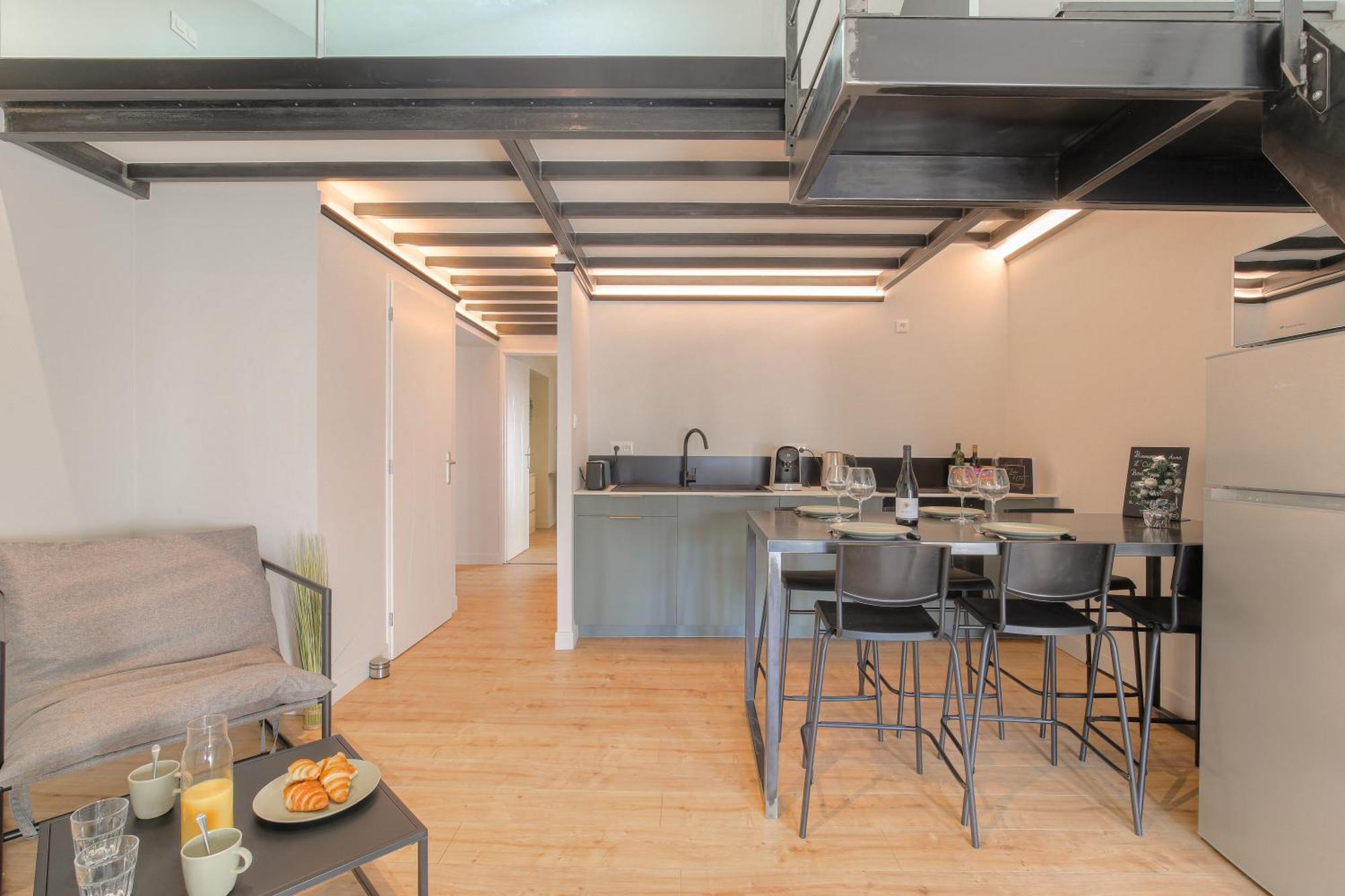 L Original - Travelhome - Free Wifi - 6 Travelers Villefranche-sur-Saone Bagian luar foto